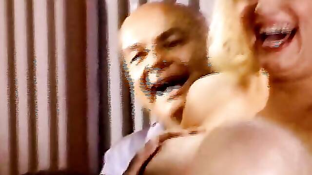 Extravagant hottie - ass fuck clip - Screw My Wife Club