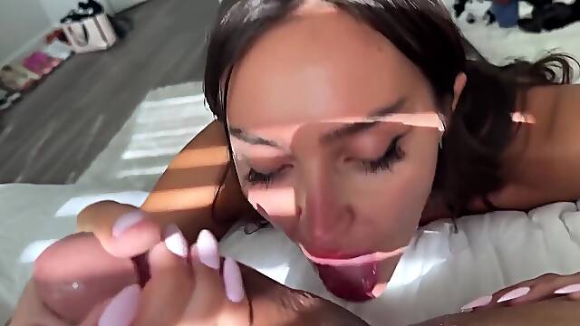 Hot Babe College Babe Sisi Rose Worships Me In Her Dorm