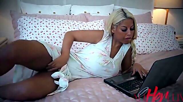 (lobitomx1) Ivy Wolfe, Bridgette B, Shyla Jennings - Dear Intruder Lobitomx1)