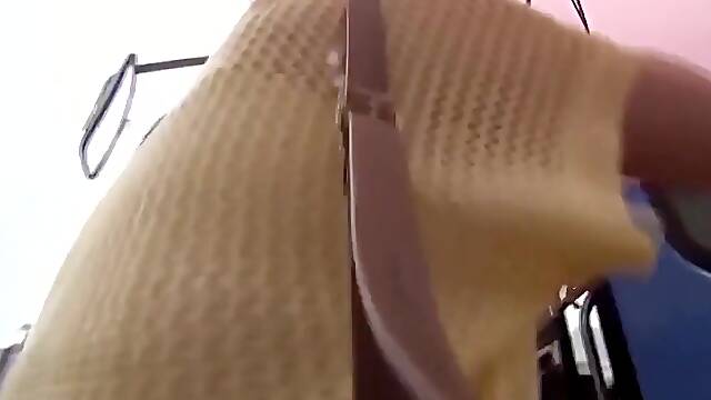 Bus of Japanese adulterer - 2