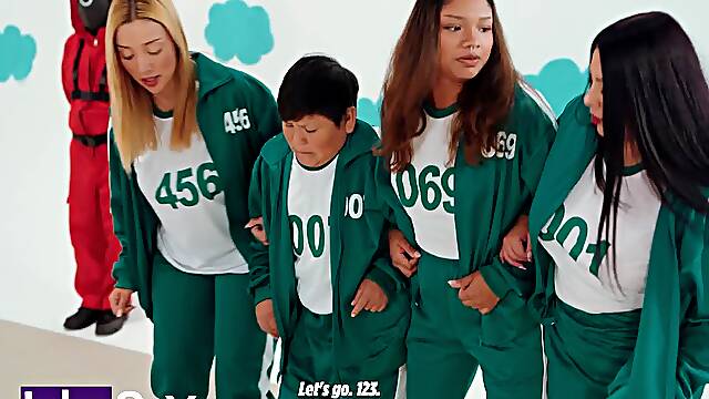 SQUID GAME FINAL - Vitoria Beatriz Brazilian busty and big ass participates in the squid games and