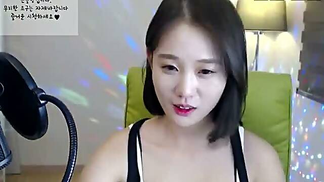 Korean amazing hot busty camgirl loves teasing