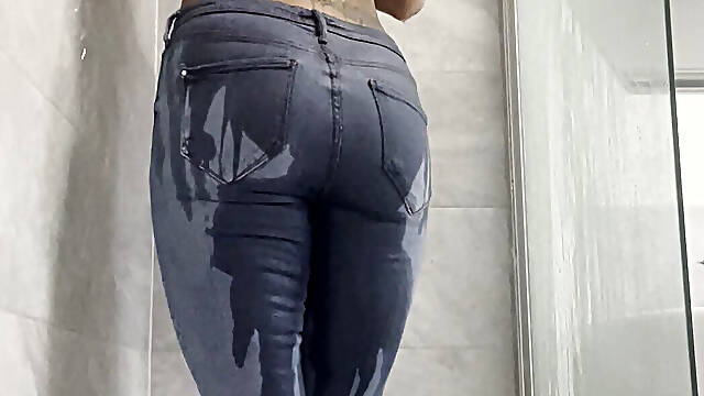 Muscle Posing Abs, Wet Steamy Shower Wet T-shirt